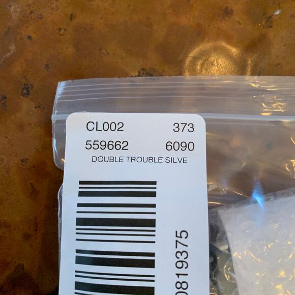 NWT LOFT Silvertone Finish 2 Bangle Bracelet Set - Picture 8 of 8